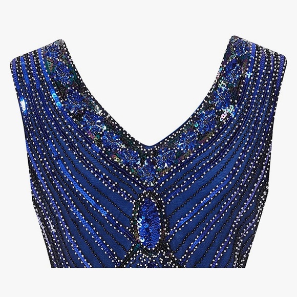 1920s Gatsby Inspired Sequined Dress and Headband - Picture 7 of 13